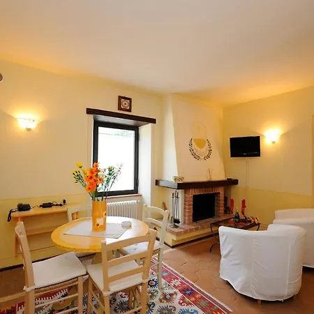 Lägenhet One-bedroom In I Scheggino