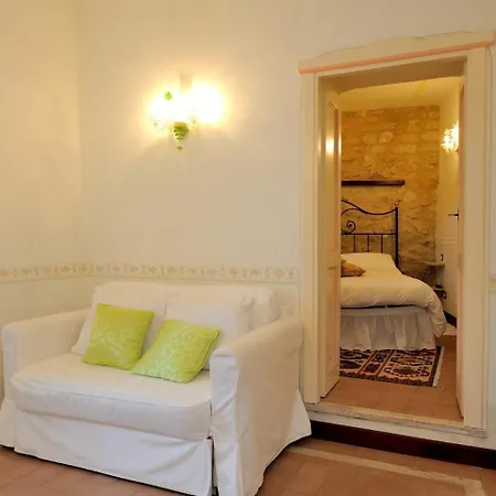 One-bedroom In I